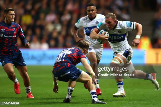 Sam Underhill of Bath runs at Ioan Lloyd of Bristol during the Gallagher Premiership Rugby match between Bristol Bears and Bath Rugby at Ashton Gate...