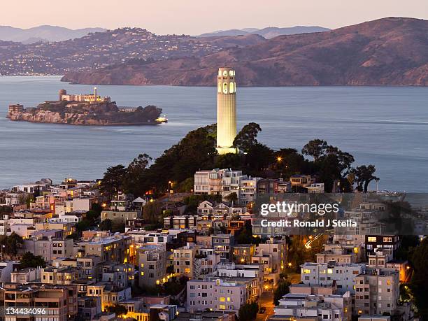 telegraph hill - alcatraz eiland stockfoto's en -beelden