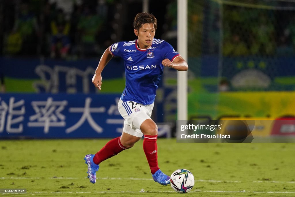 Shonan Bellmare v Yokohama F.Marinos - J.League Meiji Yasuda J1