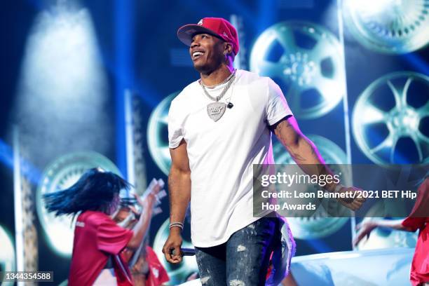 Nelly performs onstage during the 2021 BET Hip Hop Awards at Cobb Energy Performing Arts Center on October 01, 2021 in Atlanta, Georgia.