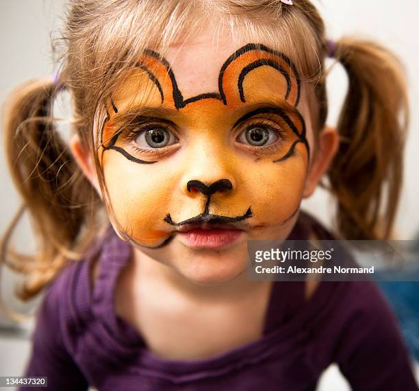 flavie pooh - kids makeup stock pictures, royalty-free photos & images