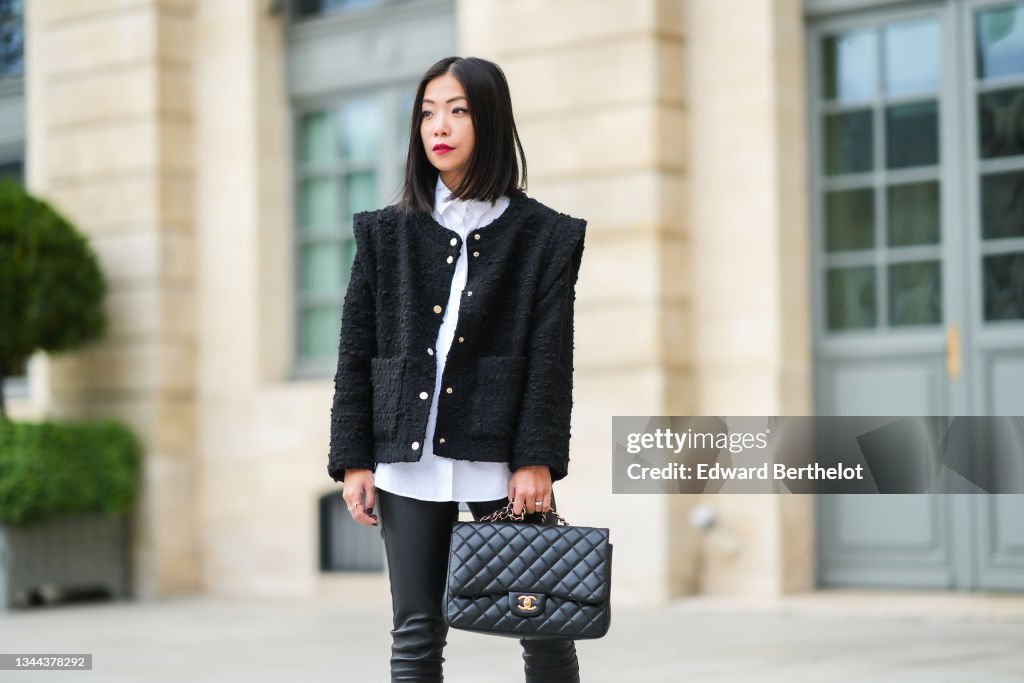 Street Style : Day Five - Paris Fashion Week - Womenswear Spring Summer 2022