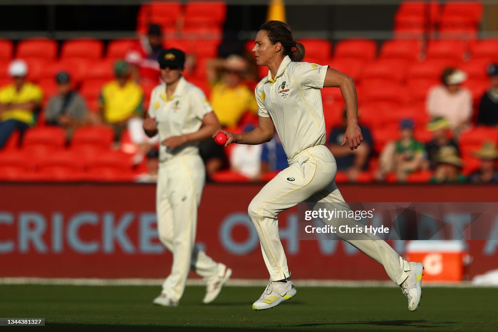 Australia v India: Test Match: Day 3