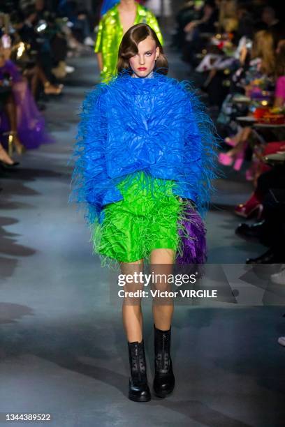 Model walks the runway during the Valentino Ready to Wear Spring/Summer 2022 fashion show as part of the Paris Fashion Week on October 1, 2021 in...