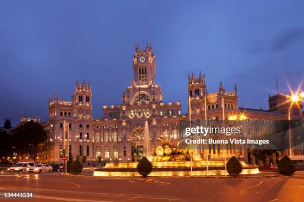 fuente cibeles and palacio de comunicaciones - plaza de cibeles bildbanksfoton och bilder