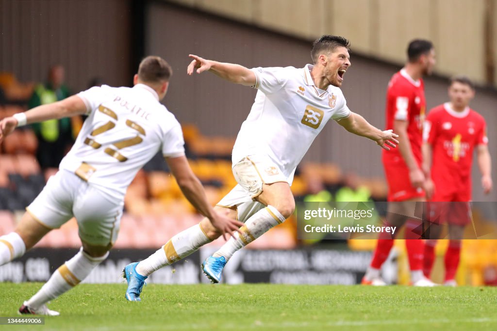 Port Vale v Leyton Orient - Sky Bet League Two