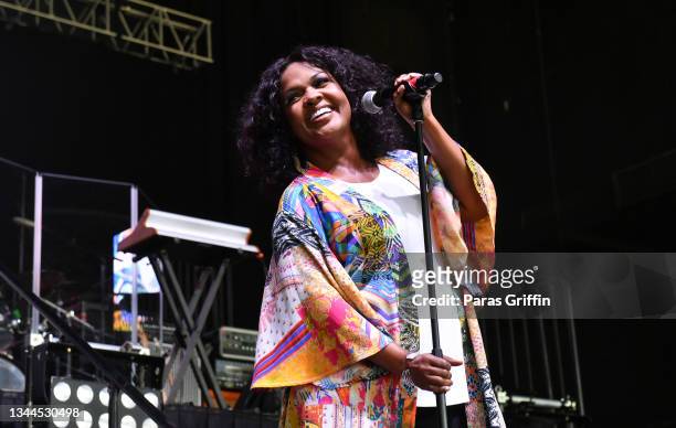 Singer CeCe Winans performs onstage during 2021 Praise In The Park at Cellairis Amphitheatre at Lakewood on October 02, 2021 in Atlanta, Georgia.
