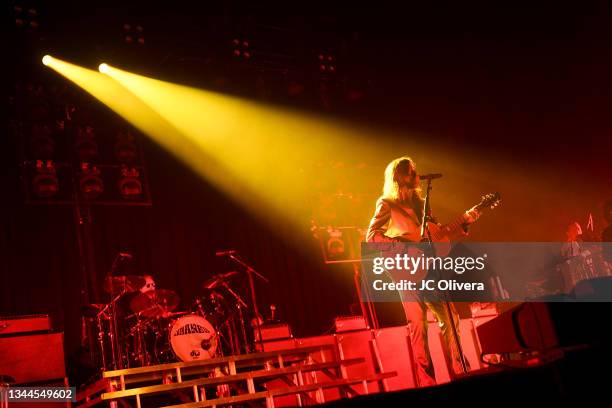 Recording artist Juanes performs onstage at YouTube Theater on October 02, 2021 in Inglewood, California.