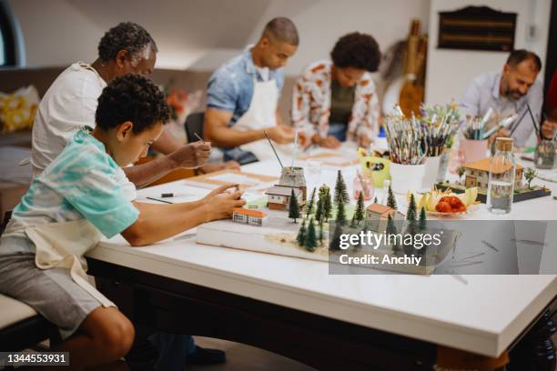 Model Making Group Building Model Trains Photos and Premium High Res Pictures - Getty Images