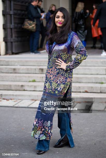 Aishwarya Rai attends the "Le Defile L'Oreal Paris 2021" show as part of Paris Fashion Week on October 03, 2021 in Paris, France.