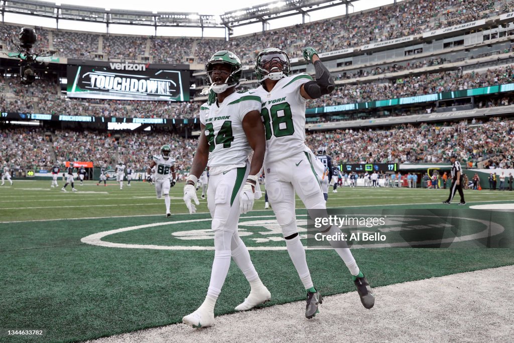 Tennessee Titans v New York Jets