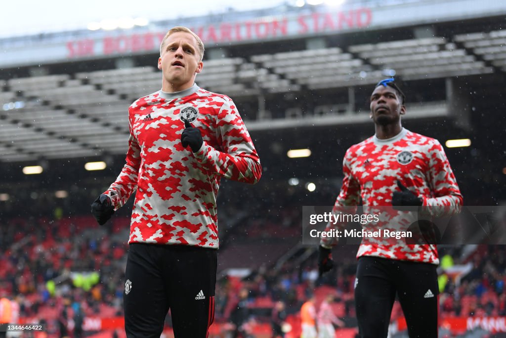 Manchester United v Everton - Premier League