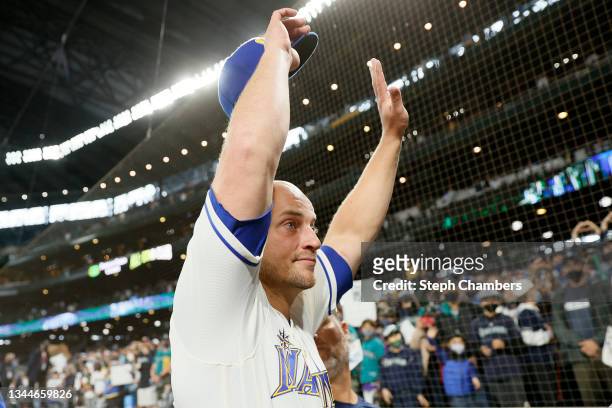 Kyle Seager of the Seattle Mariners waves to fans after his team's loss to the Los Angeles Angels 7-3 to end their season at T-Mobile Park on October...