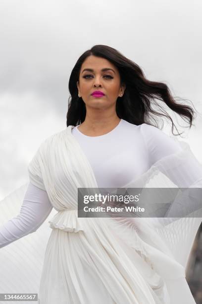 Aishwarya Rai Bachchan walks the runway during the "Le Defile L'Oreal Paris 2021" Womenswear Spring/Summer 2022 show as part of Paris Fashion Week on...