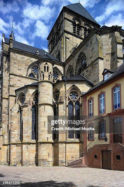 liebfrauenkirche or church of our lady, trier, rhineland-palatinate, germany, europe - michael mucha stock pictures, royalty-free photos & images