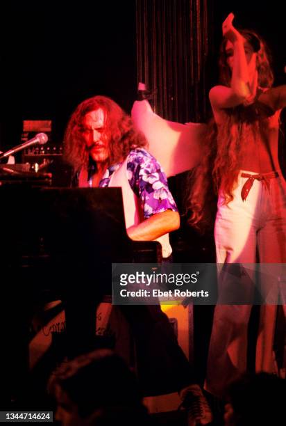 Commander Cody and Nicolette Larson performing at The Bottom Line in New York City on August 15, 1977.