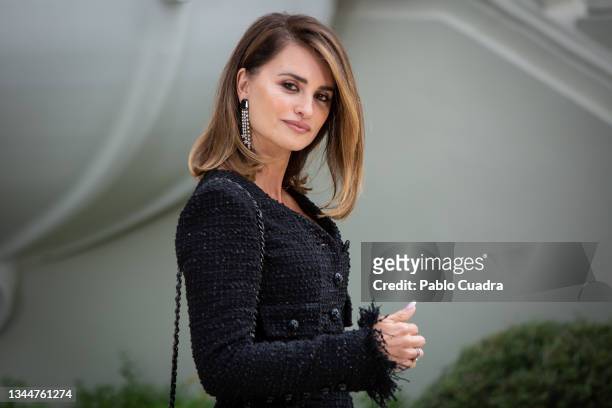 Spanish actress Penelope Cruz attends 'Madres Paralelas' photocall at Mandarin Oriental Ritz Hotel on October 04, 2021 in Madrid, Spain.