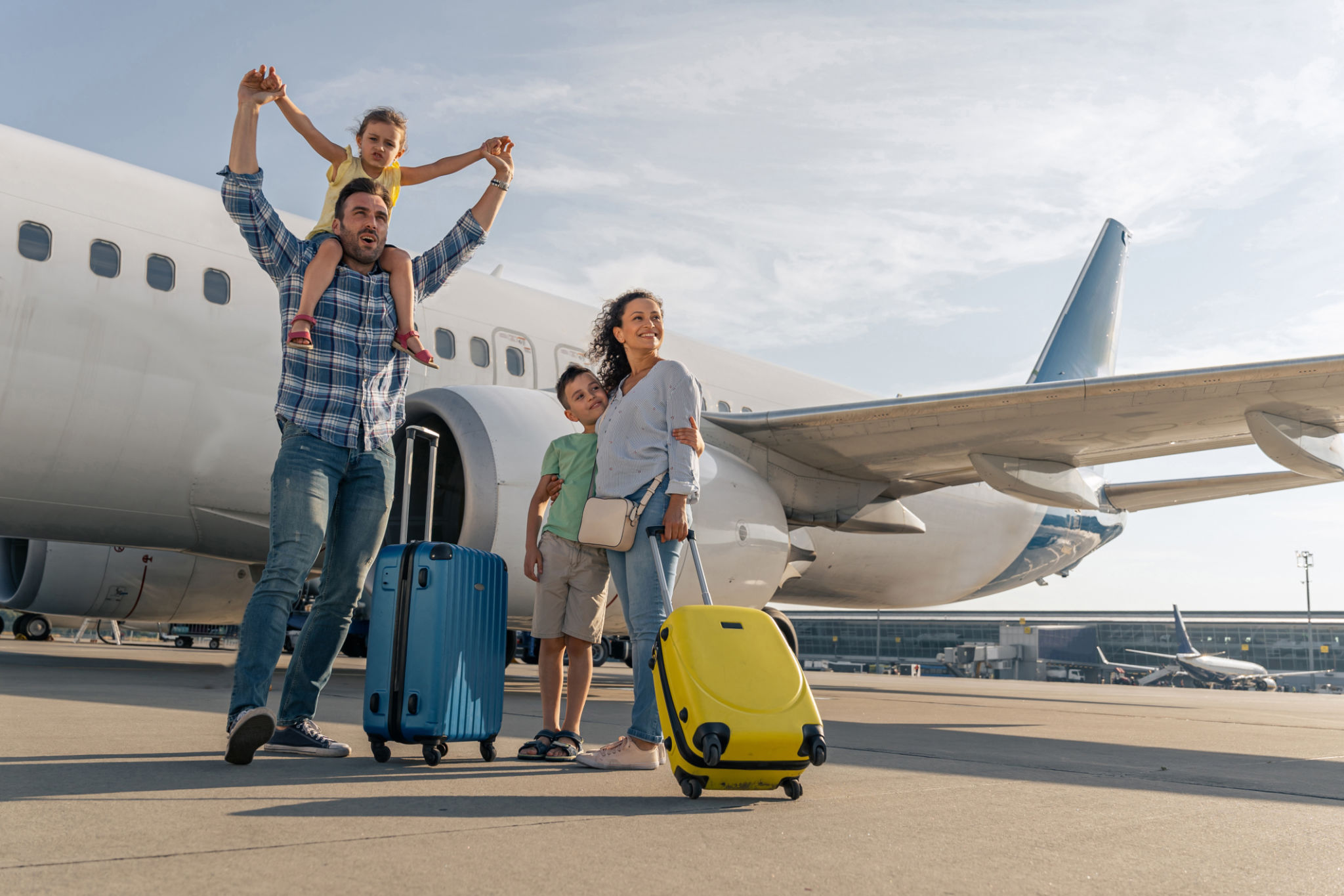 happy family travel