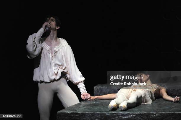 William Bracewell as Romeo and Fumi Kaneko as Juliet with artists of the company in The Royal Ballet's production of Kenneth MacMillan's "Romeo And...