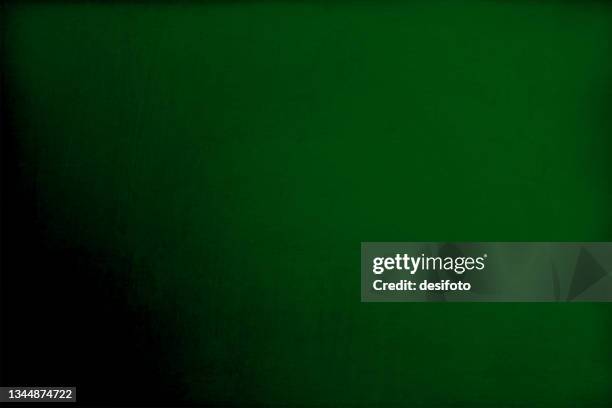 dunkel smaragdgrün gefärbter abrasiv strukturierter makel, leer, leer, leer, abstrakter horizontaler vektorhintergrund - green background stock-grafiken, -clipart, -cartoons und -symbole
