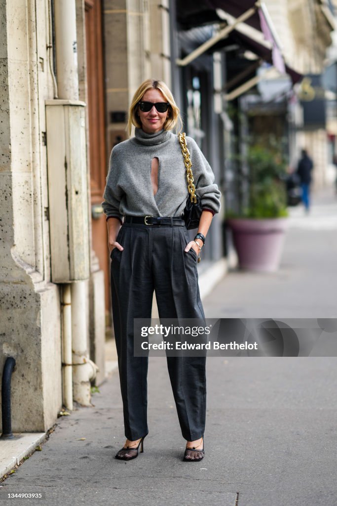 Street Style : Day Eight - Paris Fashion Week - Womenswear Spring Summer 2022