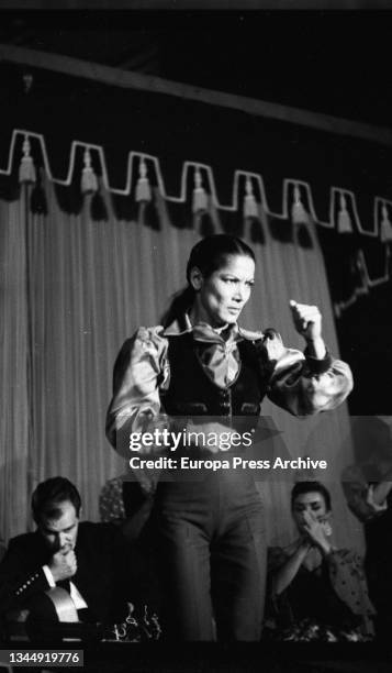The flamenco dancer Carmen Amaya during one of her performances in Madrid.