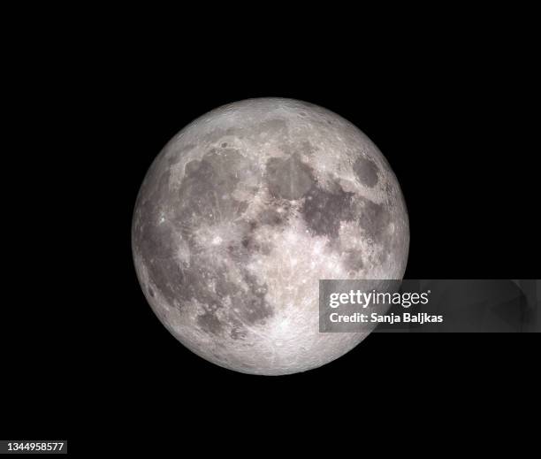 full moon - planetary moon stock pictures, royalty-free photos & images