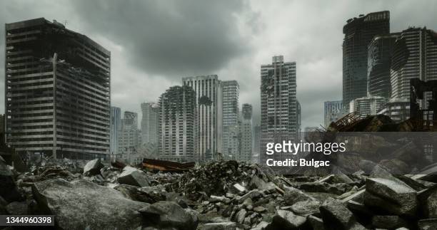 paisaje urbano post apocalíptico - escombros fotografías e imágenes de stock
