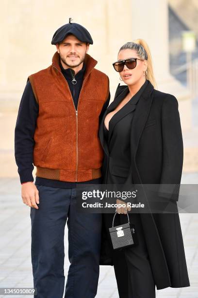 Mauro Icardi and Wanda Nara attend the Louis Vuitton Womenswear Spring/Summer 2022 show as part of Paris Fashion Week on October 05, 2021 in Paris,...