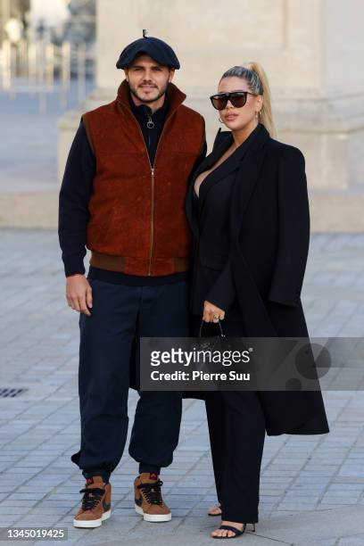 Mauro Icardi and Wanda Nara attend the Louis Vuitton Womenswear Spring/Summer 2022 show as part of Paris Fashion Week on October 05, 2021 in Paris,...