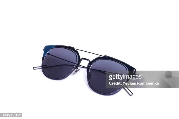 blue sunglasses isolated on white background - gafas de sol fotografías e imágenes de stock