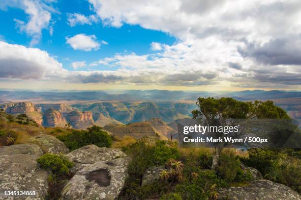 scenic view of landscape against cloudy sky,mariepskop,hoedspruit,south africa - limpopo province stock pictures, royalty-free photos & images