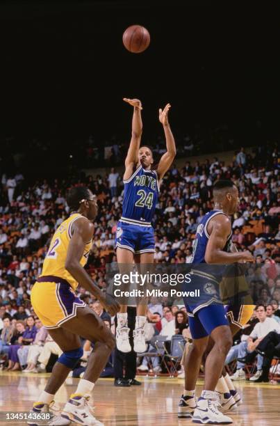 Pooh Richardson, Point Guard for the Minnesota Timberwolves makes a jump shot during the NBA Pacific Division basketball game against the Los Angeles...