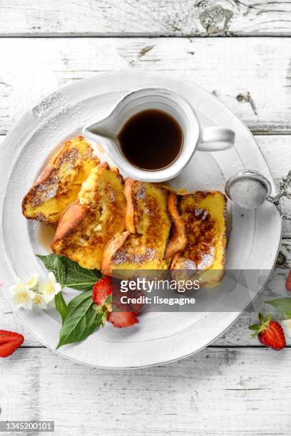 french toast - pain perdu stockfoto's en -beelden