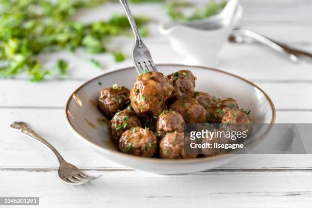 meatballs - savory sauce bildbanksfoton och bilder