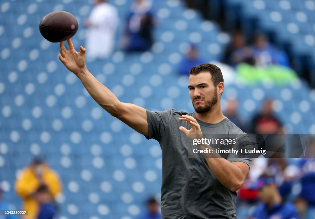 Houston Texans v Buffalo Bills
