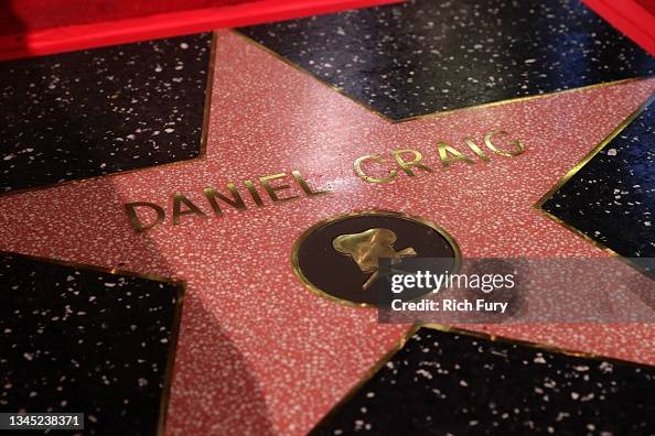 Daniel Craig Honored With Star On The Hollywood Walk Of Fame Daniel Craig Honored With Star On The Hollywood Walk Of Fame