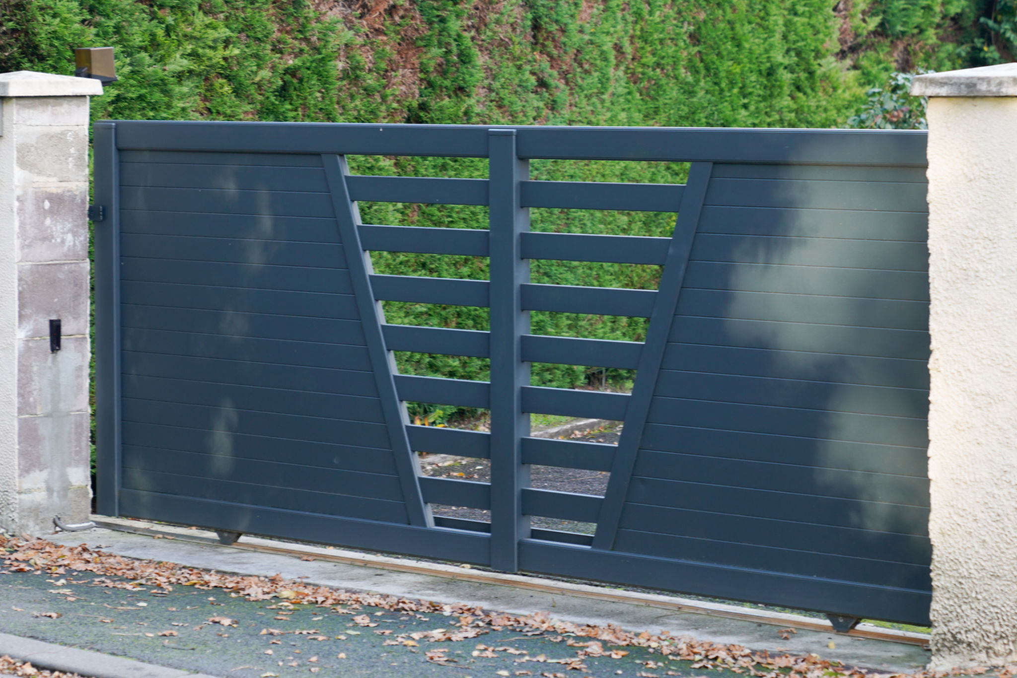 Aluminum gray sliding portal of suburb house Aluminum gray sliding portal of suburb house