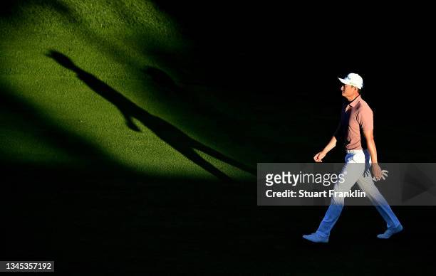 Haotong Li of China walks on the 18th hole during Day One of The Open de Espana at Club de Campo Villa de Madrid on October 07, 2021 in Madrid, Spain.