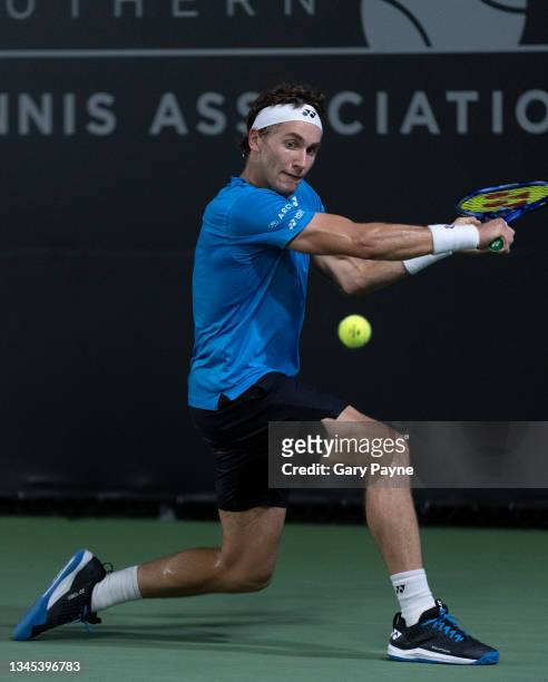 Casper Ruud of Norway hits a slice backhand against Andy Murray of Great Britain in the ATP 250 San Diego Open at Barnes Tennis Center on September...