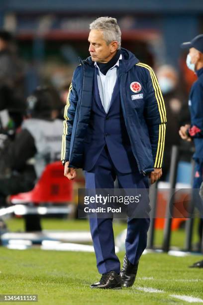 Head coach of Colombia Reinaldo Rueda looks on during a match between Uruguay and Colombia as part of South American Qualifiers for Qatar 2022 at...