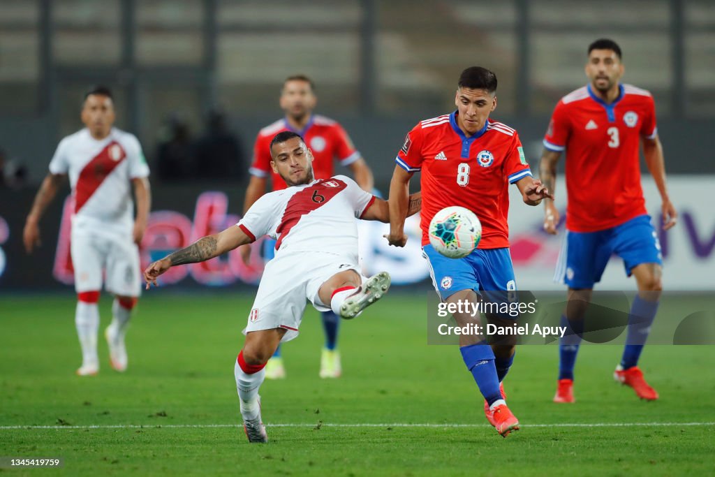 Peru v Chile - FIFA World Cup 2022 Qatar Qualifier