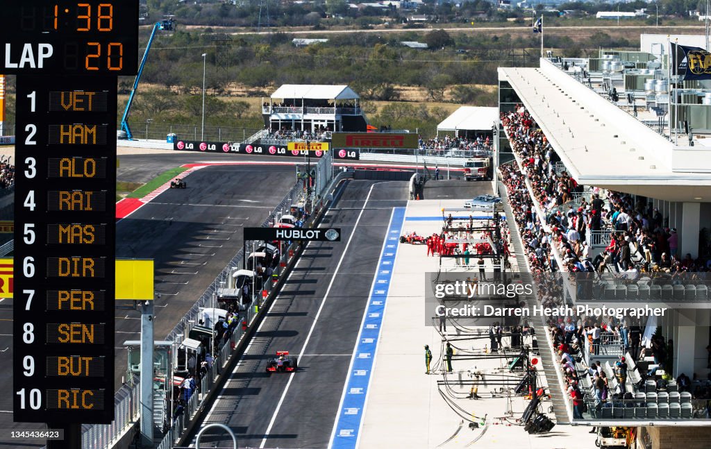 Lewis Hamilton, McLaren, Fernando Alonso, Scuderia Ferrari, Pit Stop, 2012 United States Grand Prix