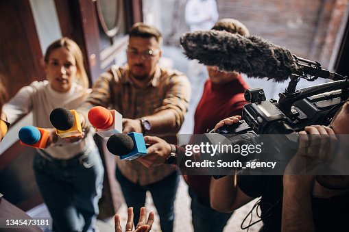 Press asking questions Press asking questions