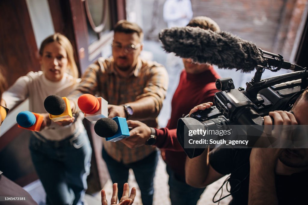 Press asking questions