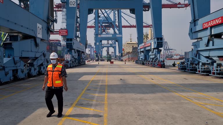 Container Tanjung Container Terminal 8 Videos and HD Footage - Getty Images