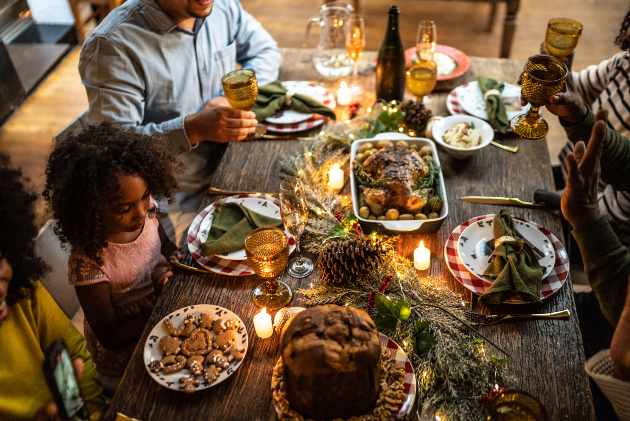winter family dinner