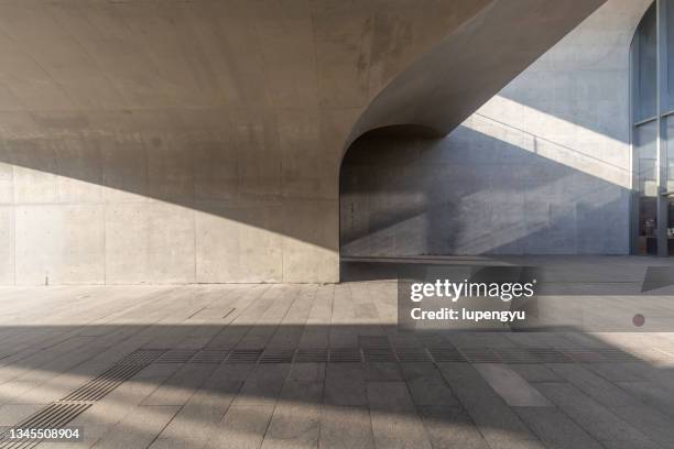 concrete wall with street - car park barrier stock pictures, royalty-free photos & images