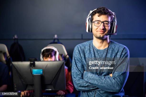portrait of a gamer - esports stock pictures, royalty-free photos & images