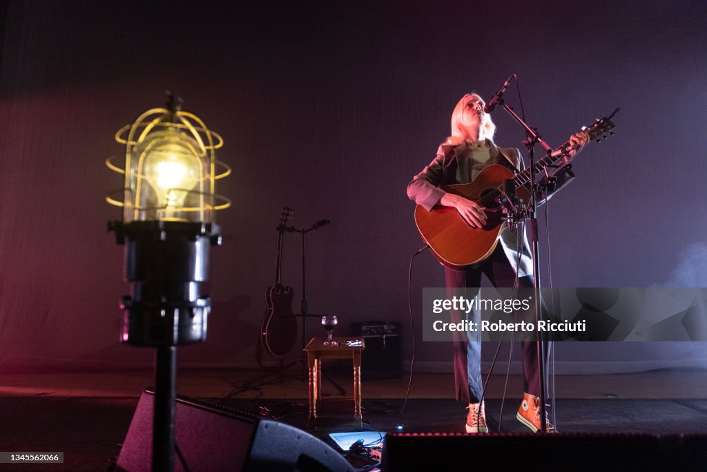Laura Marling Performs At The Queen's Hall, Edinburgh